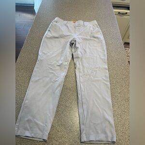 Women's Light Gray Cropped Pants